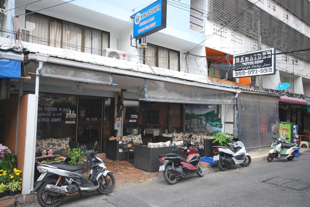 Kingfisher House & Bar Pattaya Extérieur photo